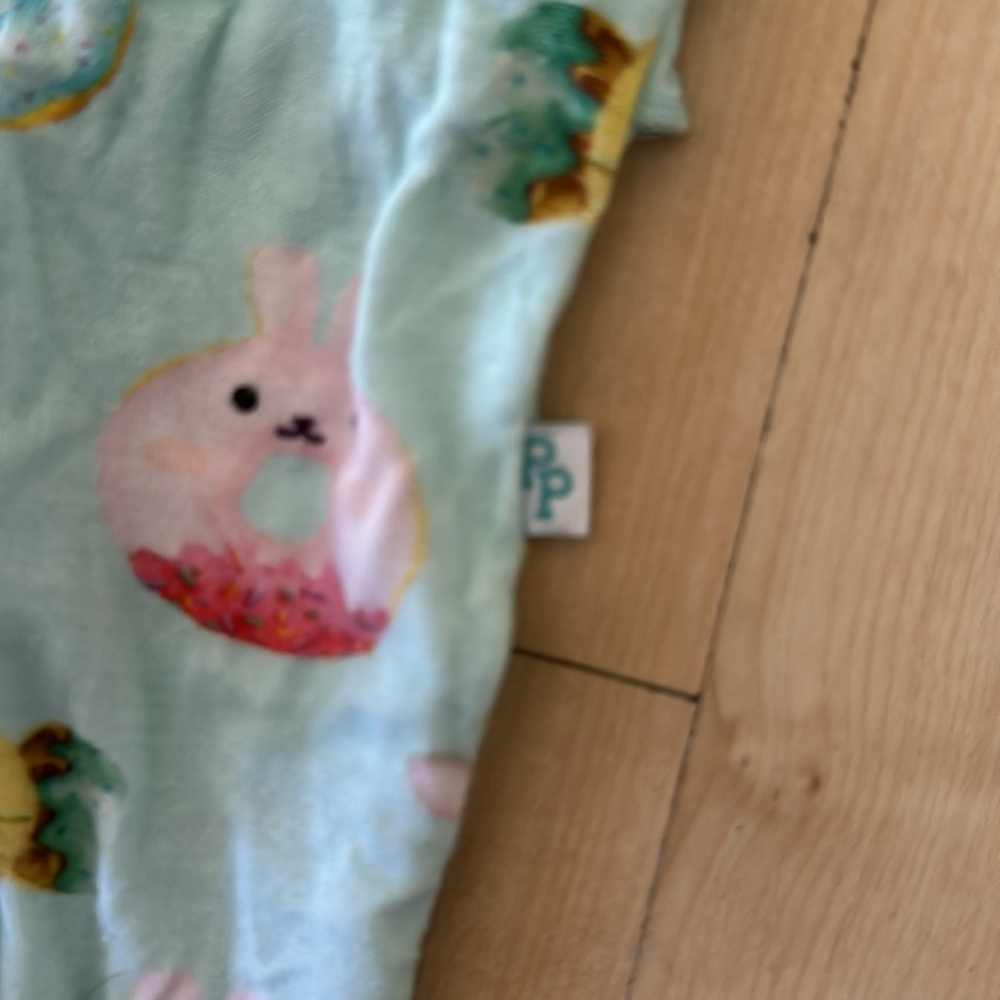 Posh Peanut 3-6 bamboo onesie baby animal donuts ruffle butt footed - Picture 6 of 11